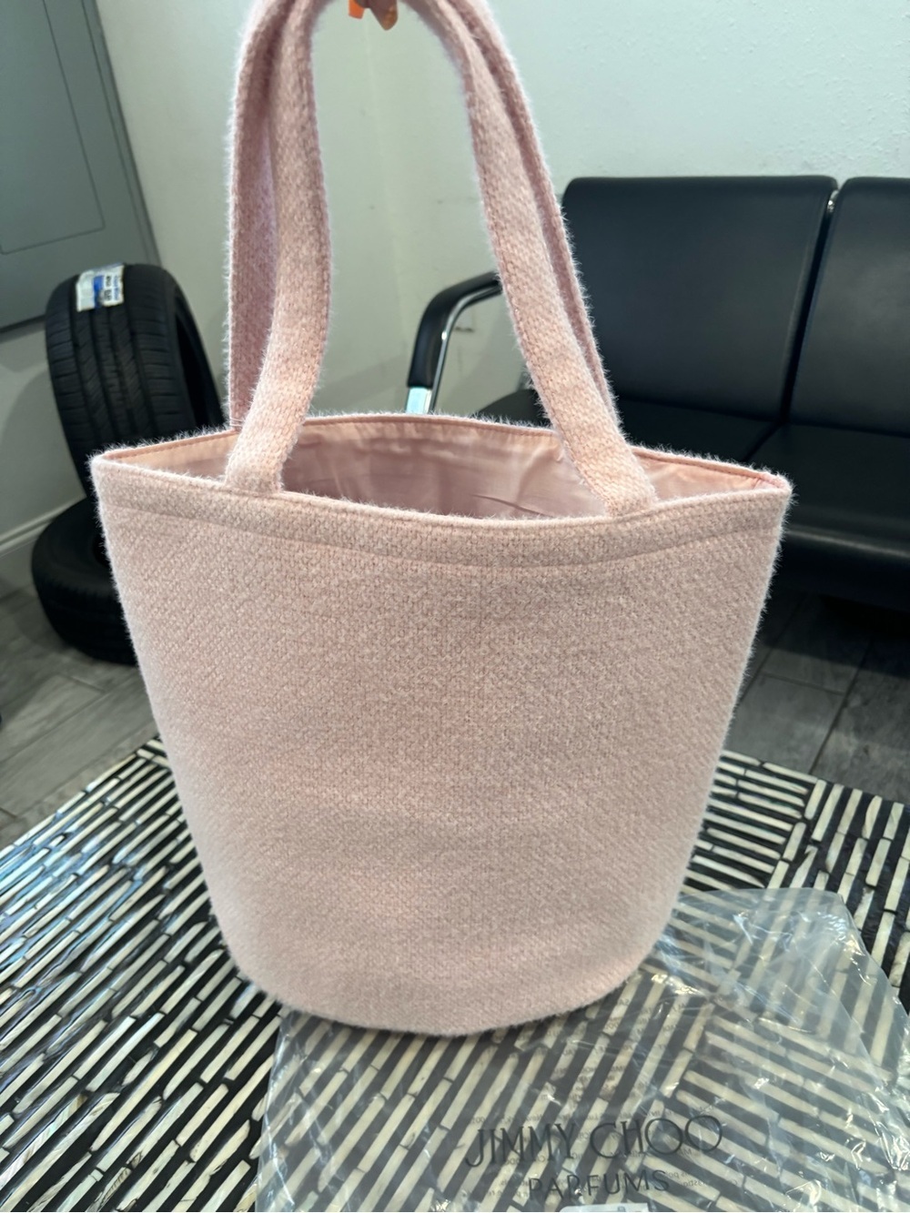 NWT Jimmy Choo Parfum Pink Tote Bag - Picture 2 of 6